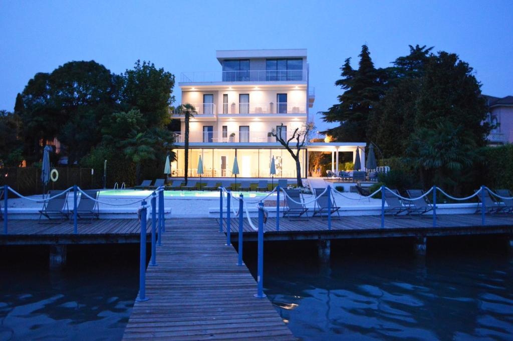 AQVA Boutique Hotel 