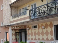 B&B America 