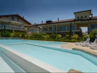Sirmione Halldis Apartments 