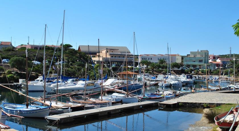 Geranio Rosso Hotel & Restaurant 