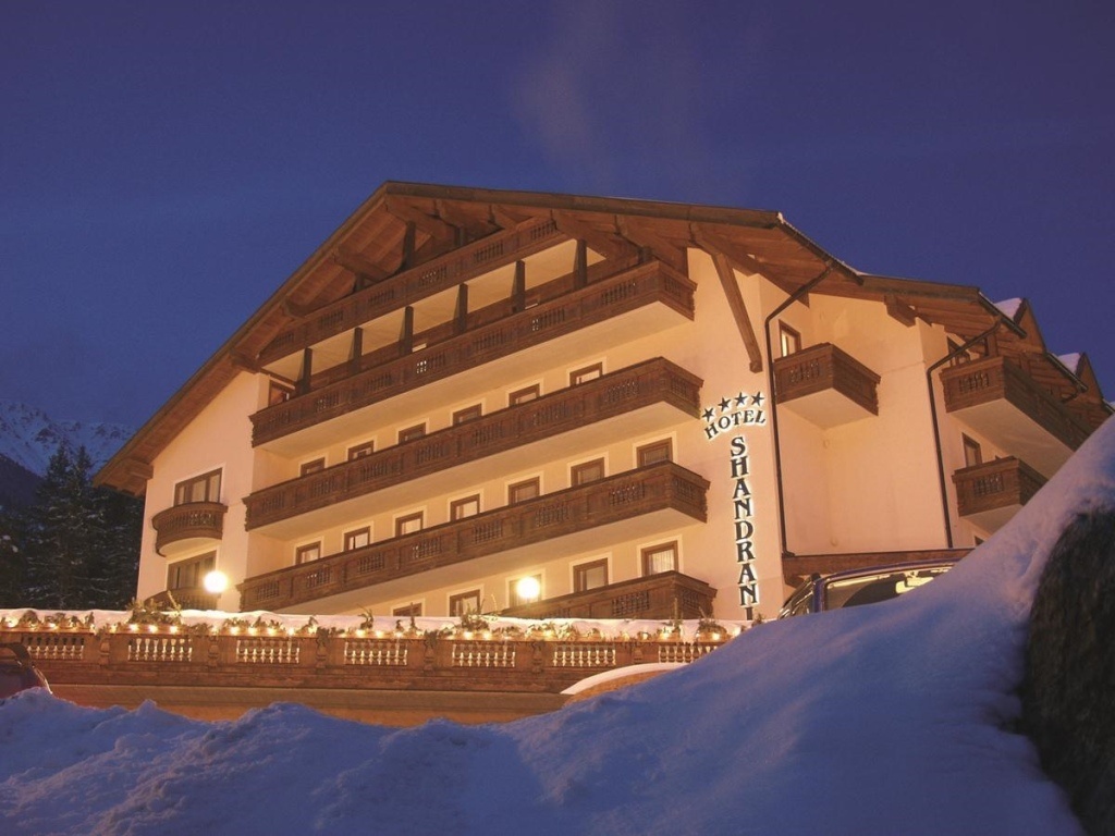 Hotel Shandranj 