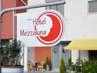 Hotel Mezzaluna 