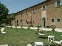 Antico Casale di Montegualandro & Spa 