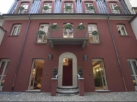 Porta Palace Apartments 