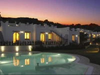 Baia Delphis Resort 4*