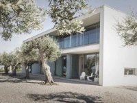 Convivium Resort 