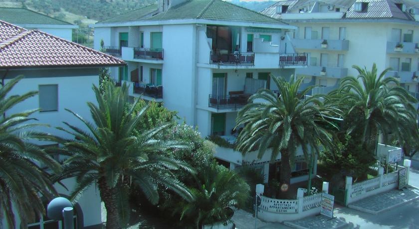 Residence On The Beach 