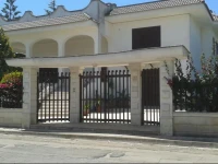 Villa Gloria Bed & Breakfast 