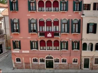 San Giorgio degli Schiavoni Apartments 