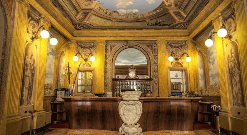 Hotel Colomba dOro 