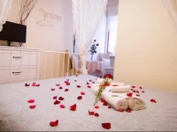 B&B Happiness 