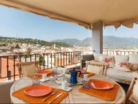 Giacos Apartments 