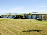 Raceway Court Motel 