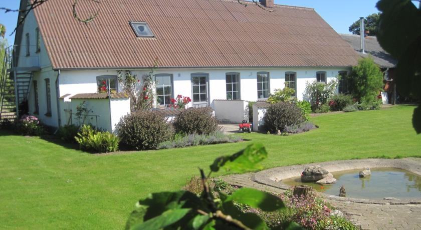 Nygaard Holiday Apartments 