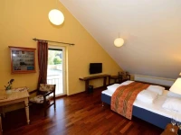 Hotel and Restaurant Fru Larsen 4*