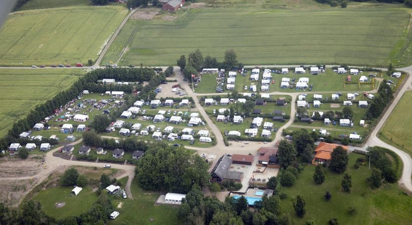 LГёgballe Camping & Cottages 