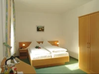 Land-gut-Hotel RГ¤uber Lippoldskrug 
