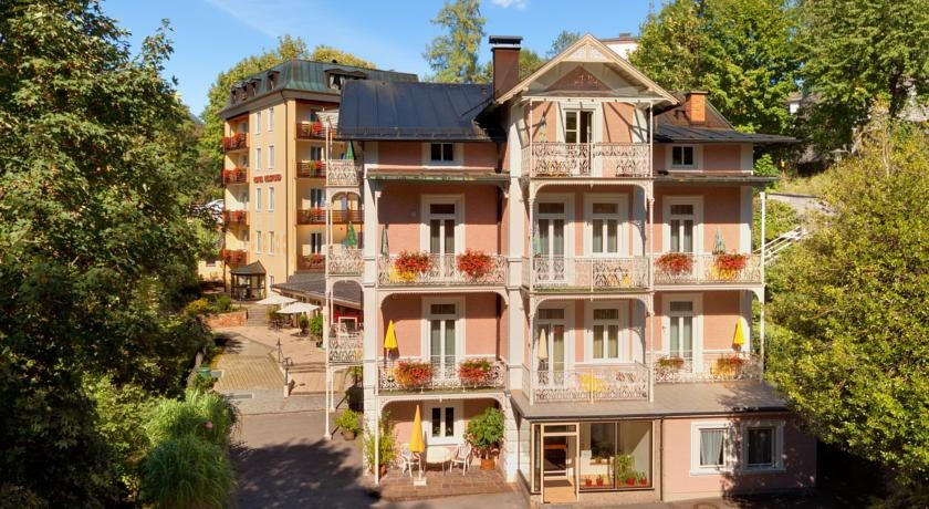 Hotel Bergfried & SchГ¶nblick 