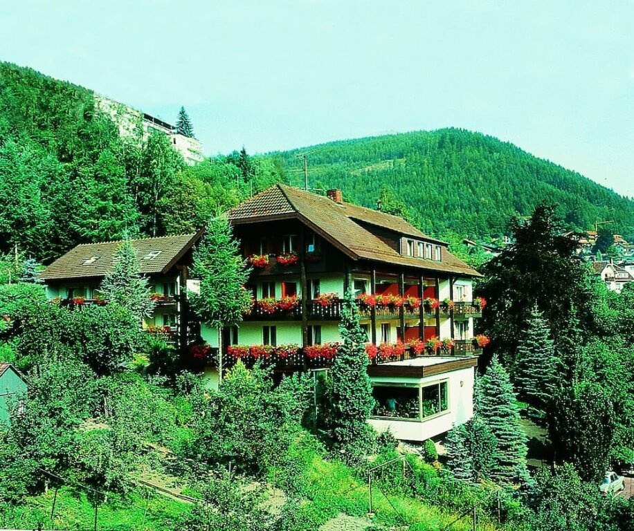 Atina Hotel 