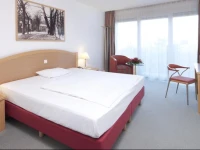 Mercure Hotel Berlin Tempelhof Airport 