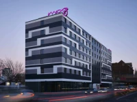 MOXY Berlin Ostbahnhof 