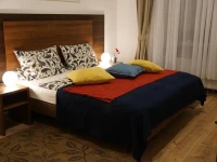 Esfand Hostel 