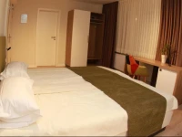 Hotel-Restaurant Entrada 3*