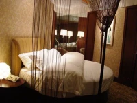 Linjiang Hotel 