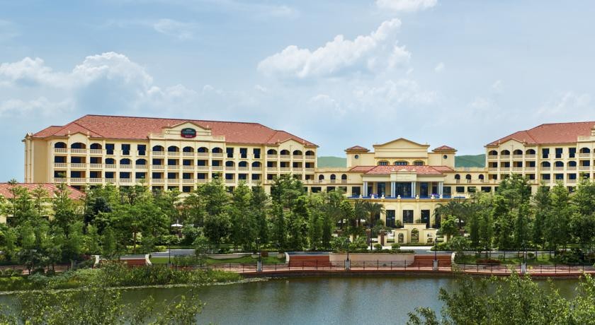 Courtyard by Marriott Boluo 