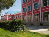 Ronghe Business Hotel 