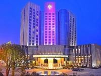 Longhua International Hotel 