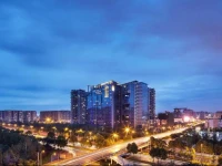 M Hotel Chengdu 4*