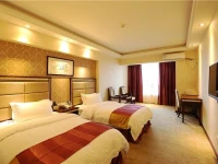 Chengdu Jinmao Plaza Hotel 3*