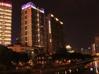 Chengdu Shidai Riverside International Apartment 