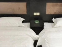 Chengde Yijia Boutique Apartment - Xintong Shangcheng 