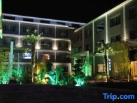 Dong Rong Resort Hotel 