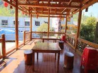 Red Apple Inn 