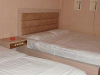 Yixin Hotel 