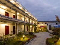 Yunshangju Garden Hotel 