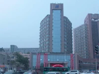 Dalian HuaNeng Hotel 