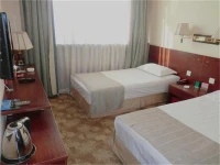 Datong East Sea Fishing Village Hotel 