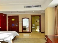 Vienna Hotel Dongguan Hou street Wanda Plaza 