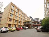 Emeishan Longteng Business Hotel 
