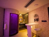 Brightman Theme Hotel 