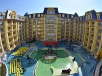 Floloving Hotel 
