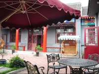 Longhu Hotel 