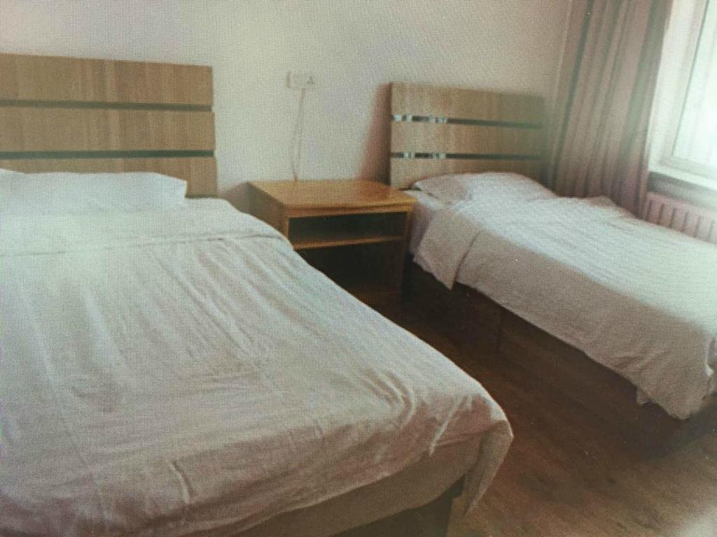 Yafeng Inn 