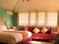Michaels Inn & Suites 