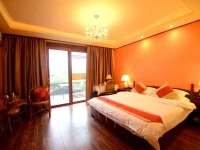 Green Peak Resort 