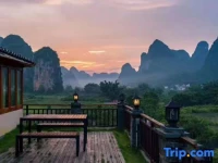 Guilin Waterside Boutique Hotel 